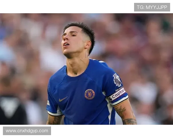 切尔西备战阿贾克斯恩佐积极参与最后训练环节