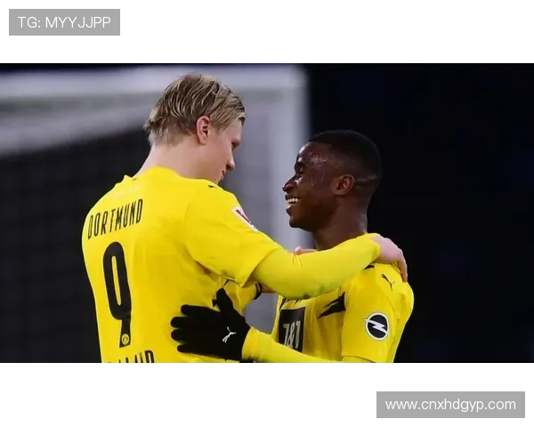 梅西与穆赫塔尔赛后互换球衣引发热议光膀子成新潮流