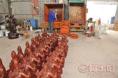 【工厂生产模式培训树脂工艺品摆件制作技术培训学校】 - 产品库